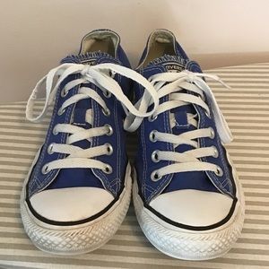 Unisex Converse Sneakers Size Men 6 Women 8